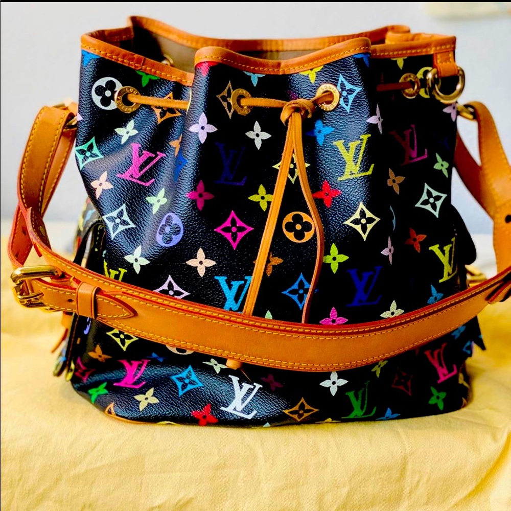 Stunning Louis Vuitton multicolor petite noe